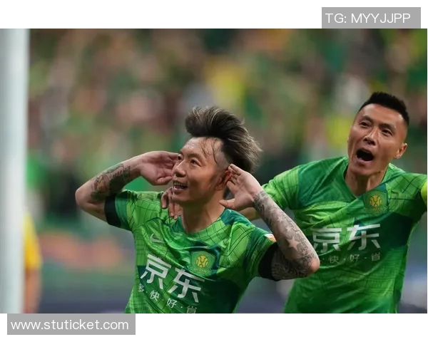 中超最佳阵容揭晓张稀哲里程碑之战基莱斯领跑射手榜展现锋芒 中超最佳阵容揭晓张稀哲里程碑之战基莱斯领跑射手榜展现锋芒